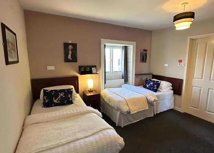 Anchor Hotel